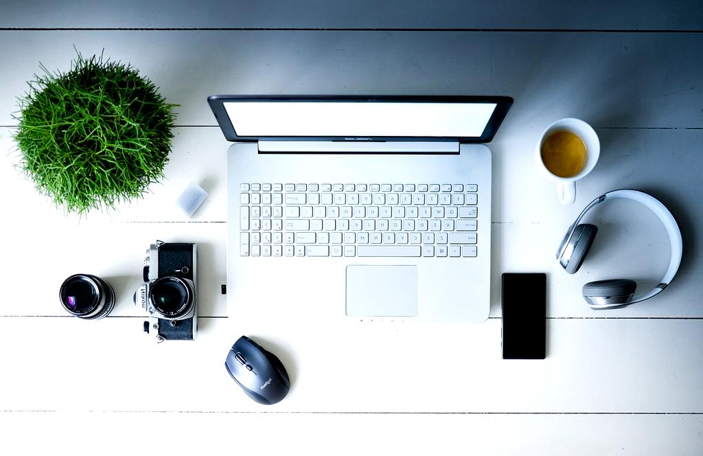 Various free blogging platform interfaces